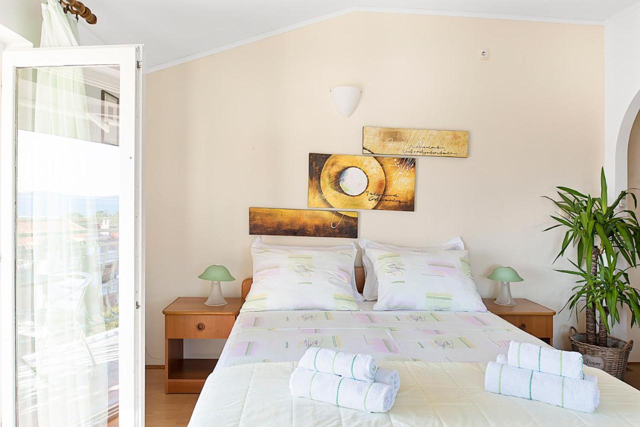 Jimy Apartments Šibenik Екстериор снимка